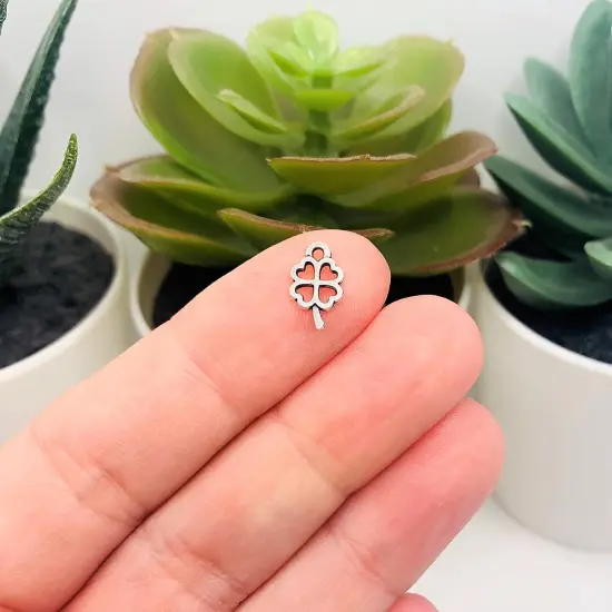 Tiny Silver Lucky Clover Charms, 6x10mm {2}