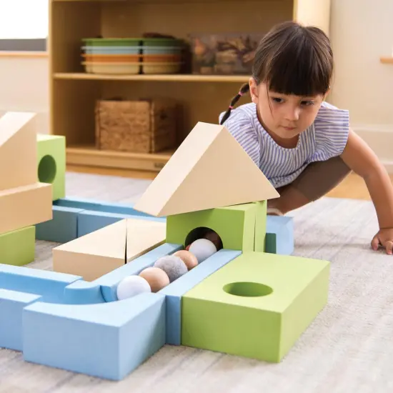 Kaplan Early Learning Company Ramp and Roll Discovery Blocks - 48 Pieces {6}