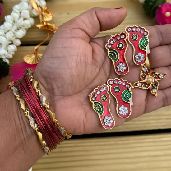 Metallic Lakshmi Charan Paduka 2 Pairs Feet with 1 Swastik Laxmi Padhuka Good Luck Footsteps Shubh Labh Rangoli Sticker for Door Entrance Home Temple Diwali Decoration Vara Lakshmi Pagla {2}