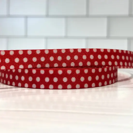 Red and White Polk Dot 1/2&rdquo; Seatbelt Webbing {1}