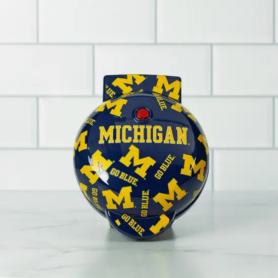 Uncanny Brands Michigan Wolverines Mini Waffle Maker {3}