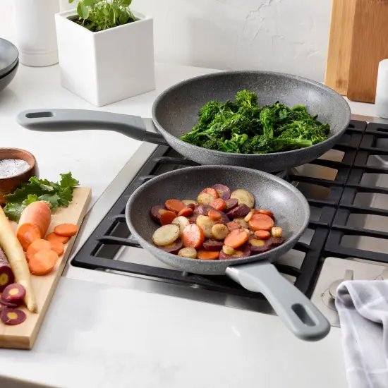 ZWILLING Parma Plus 2-pc Aluminum Nonstick Fry Pan Set {3}