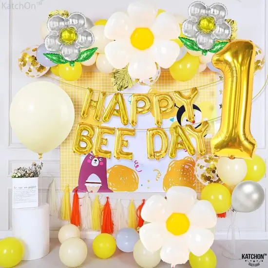 1st Bee Day Party Decorations {4}
