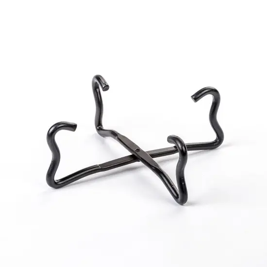 Lodge 4-in-1 Camp Dutch Oven Tool {1}