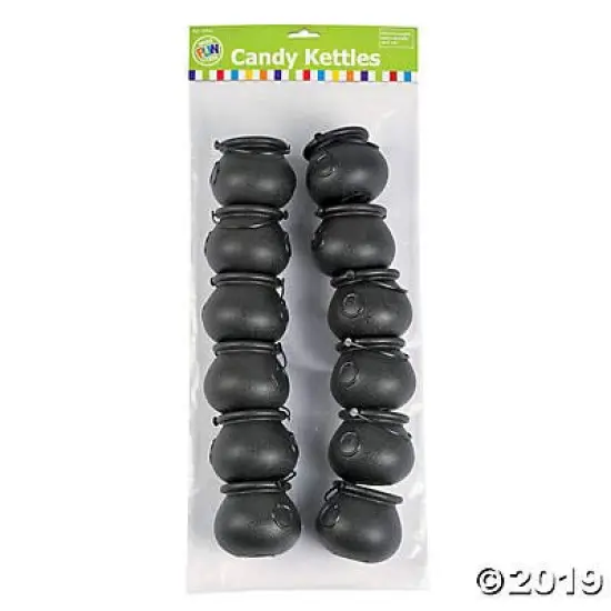 Fun Express Candy Kettles for St. Patrick's Day (Set of 12) Great for Leprechaun Pots of Gold {5}