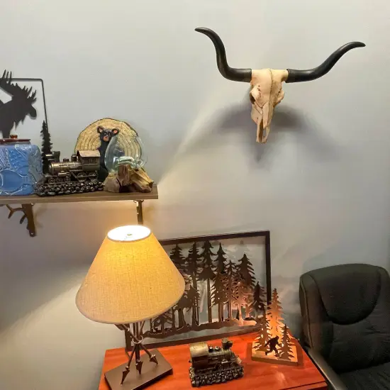 Huge Wall Hanging Longhorn Cow Skull 27in Wide Resin Long Horn Steer Wall Decor {5}