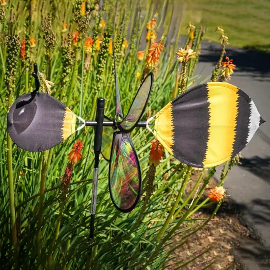 Pivoting Bumble Bee Bug Spinner {2}