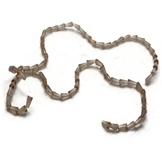 64 8mm Peach Pink Cone Glass Triangle Beads {6}