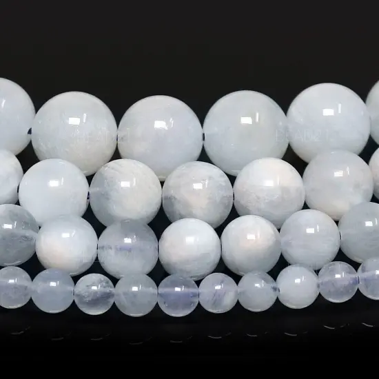 Grade AAA Round Aquamarine Gemstone Beads {1}