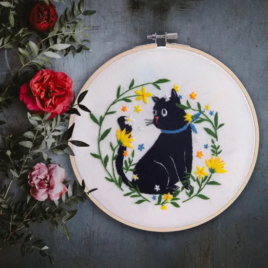 Embroidery Kit for Beginners, 3 Sets Embroidery Kit for Craft Lover Handy Stitch with Embroidery Fabric with Pattern,Full Range Accessories (Cats) Wildflower {7}