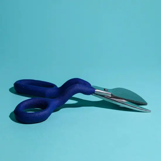 Duckbill scissors {2}
