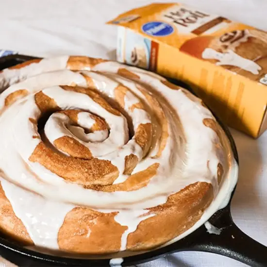 Pillsbury&reg; Hot Roll Mix 16oz with Swivel Spoon {3}