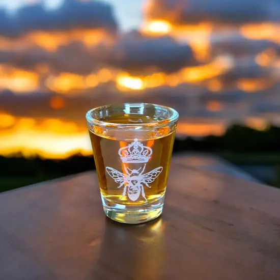 2oz Queen Bee Shotglass LASER {3}