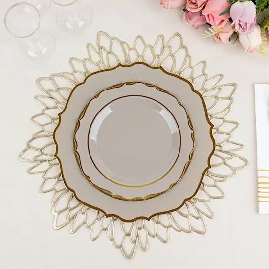 10.5" Disposable Plastic Plates Scalloped Rim {7}