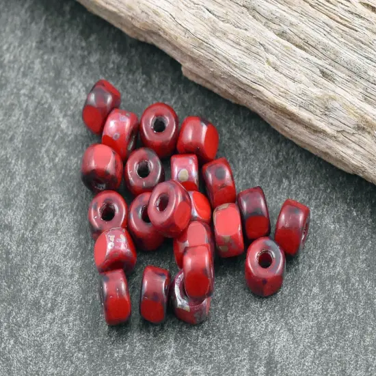 20g 3 Cut Red Travertine 2/0 Matubo Beads {3}