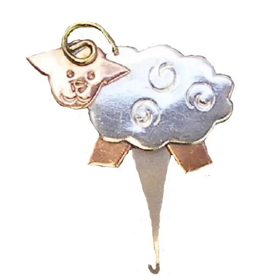 Puffin & Company Magnetic Micro Needle Threader-Sheep Multicolor {1}