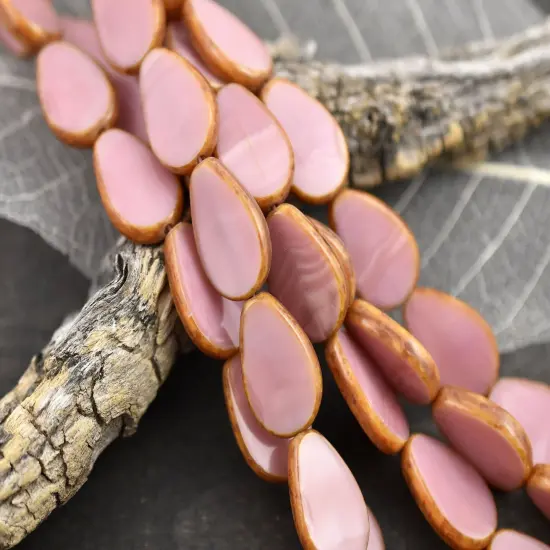 *8* 12x18mm Pink Silk Picasso Table Cut Flat Teardrop Beads {1}