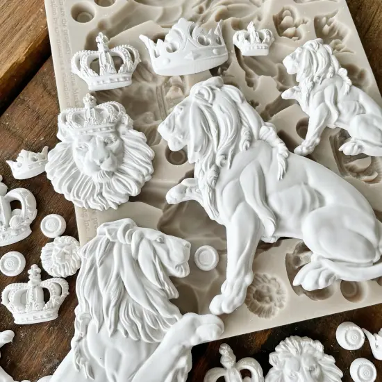 Finnabair Decor Moulds 5"X8"X8mm-Regal Lions {3}
