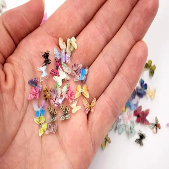 30 Pieces Micro Resin Butterflies, Dollhouse Miniature Tiny Butterflies, Terrarium Fairy Garden Dolls Toy, Mini Micro Landscaping Decoration {1}