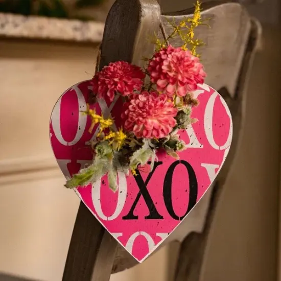 7 in. Unfinished Floral Heart Base {4}