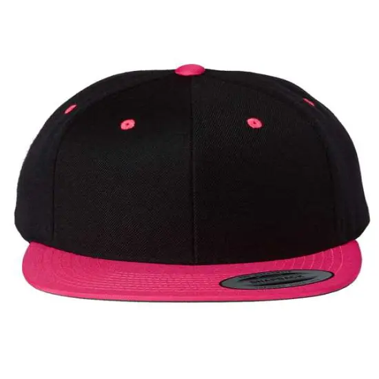 YP Classics&reg; Flat Snapback Cap Black {6}