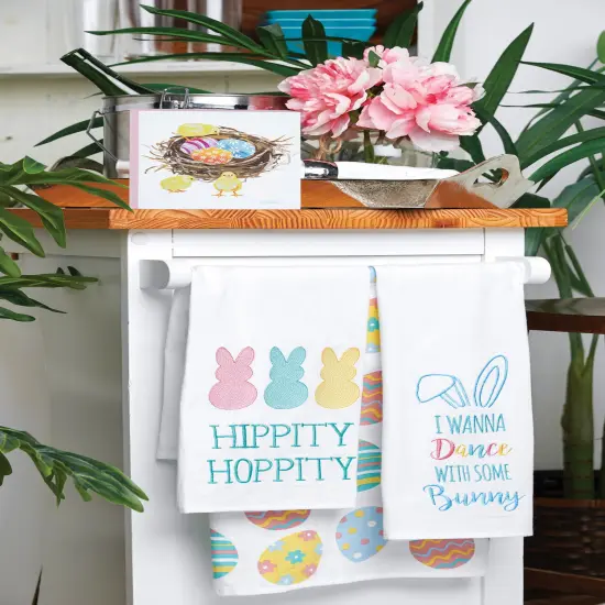 Eggs & Nest Block Easter Shelf Sitter Centerpiece {5}