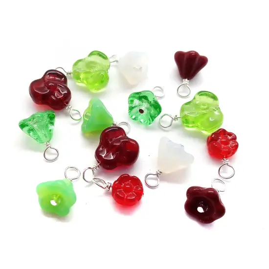 Flower Charms in Christmas Colors, 15 pieces, Glass Flower Bead Dangles in Green & Red, MM5-04 Adorabilities {1}