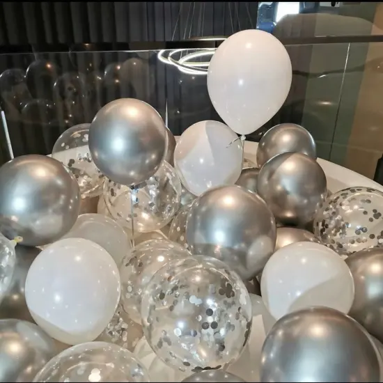 30-Piece White and Silver Latex Balloon Set {4}