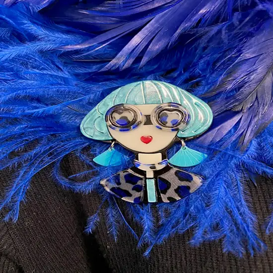 Wrapables Acrylic Fashion Brooch Pin for Sweaters, Coats, Scarves, and Bags, Quirky Blue {3}