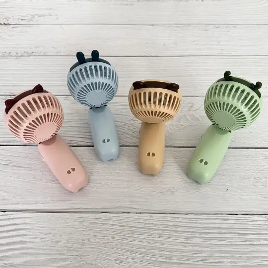 Wrapables Mini Portable Handheld and Desktop Rechargeable USB Fan, Beige Bear {6}