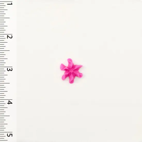 #131 Drop Flower Decorating Tip, 1ct {2}
