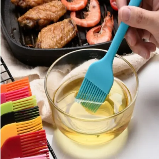 Kitcheniva Silicone Basting Pastry Barbecue Oil Brush {4}