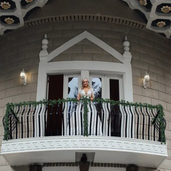 Elegant 6' English Ivy Garland with 185 Lush Leaves - Vibrant Green, Perfect for Home D&eacute;cor and Celebrations, Floral Home by Artificial Flowers {2}