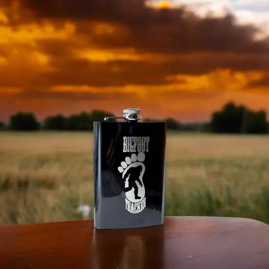 8oz BLACK Bigfoot Tracker Flask {5}