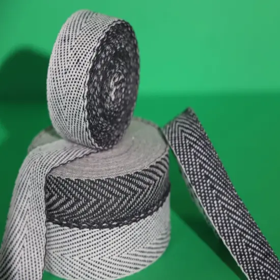 Light Twill Tape {3}