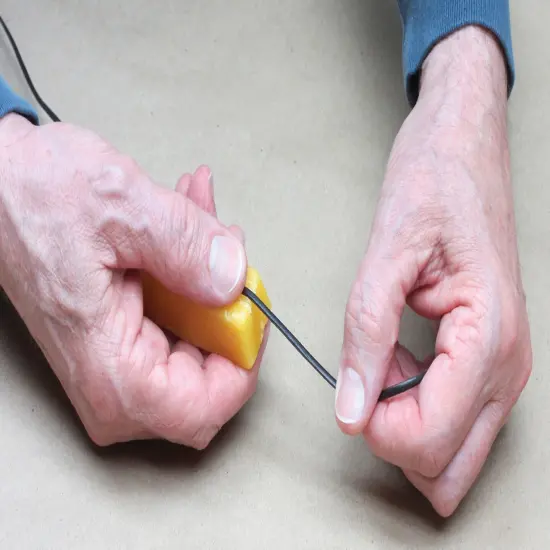 Realeather(R) Crafts Beeswax-1oz {4}