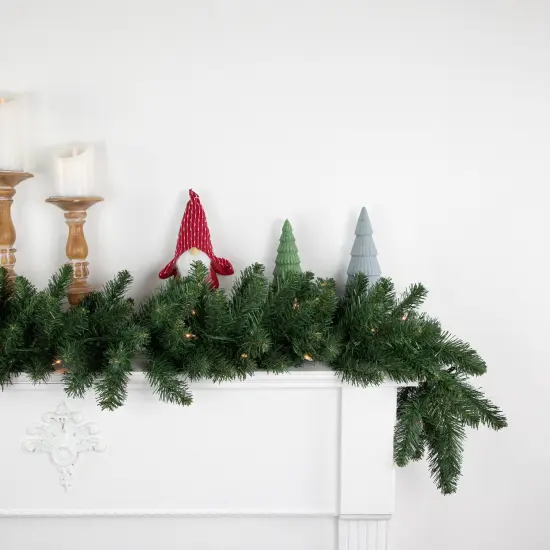 Northlight Pre-Lit Buffalo Fir Artificial Christmas Garland - 9' x 12 - Clear Lights Green {3}