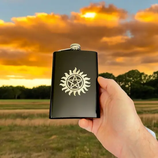 8oz BLACK Anti Possession Flask {2}