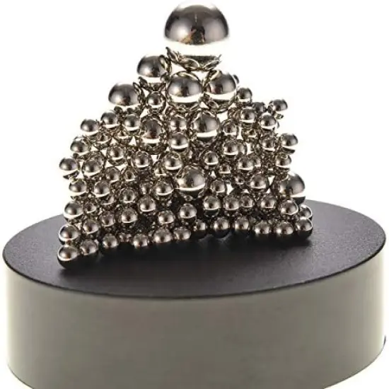Magnetic Sculpture Desk Toy {1}