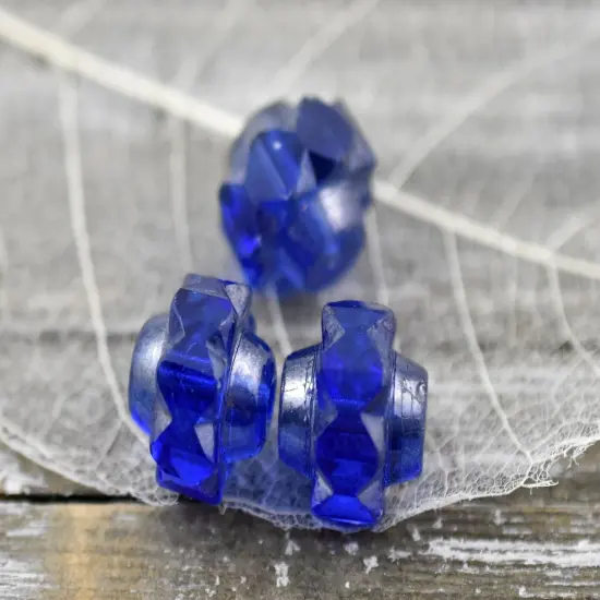 *4* 13x15mm Silver Washed Sapphire Faceted Crown Beads {2}