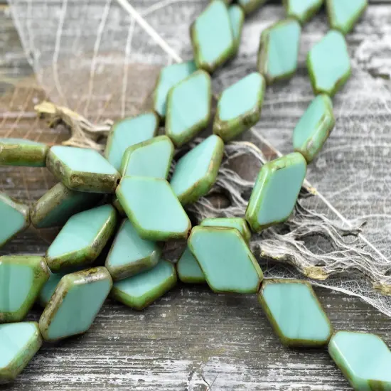19x13mm Turquoise Picasso Table Cut Diamond Beads {5}