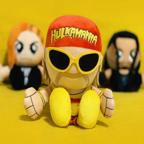 Bleacher Creatures WWE Hulk Hogan 8" Kuricha Sitting Plush {6}