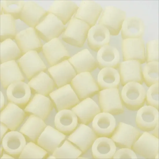 Miyuki Delica Seed Bead 8/0 Matte Opaque Glazed Luster Ivory {3}
