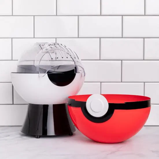 Uncanny Brands Pok&eacute;mon Pokeball Popcorn Maker {5}