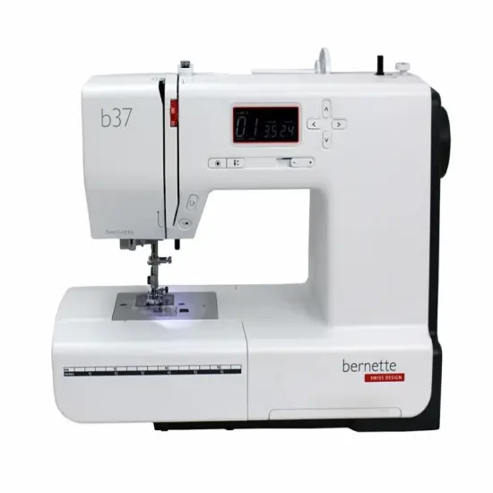 Bernette b37 Sewing Machine With Quilters Bonus Package {2}