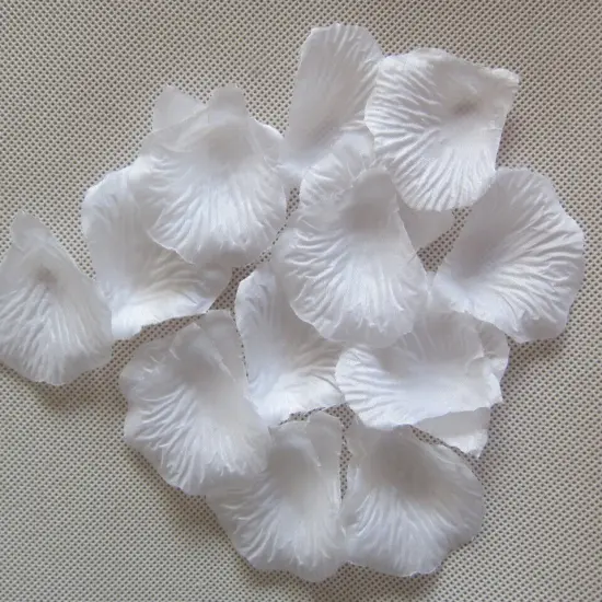 1000 Pcs Rose Petal Wedding Party Decorations White {2}