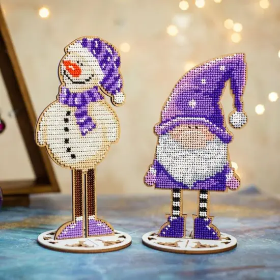 Bead embroidery kit on wood Snowman {6}