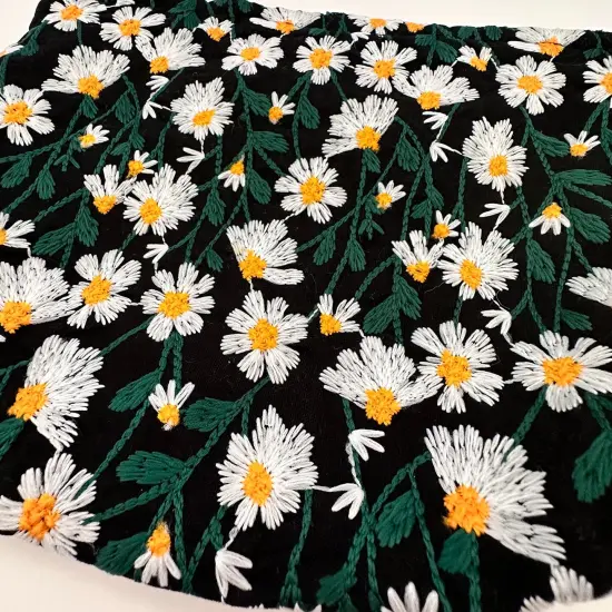 Wrapables Cosmetic Pouch, Makeup and Toiletry Travel Bag, Embroidered Daisy {4}