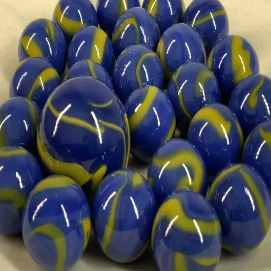 25 Glass Marbles ANGELFISH Blue/Yellow Dory game vtg style Shooter Swirl {1}