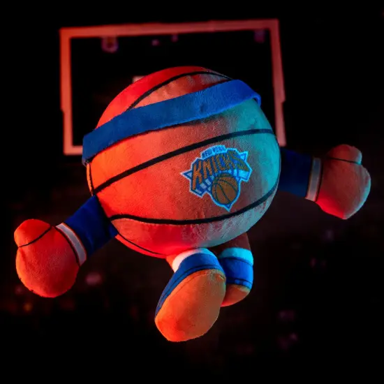Bleacher Creatures New York Knicks 8" Kuricha Basketball Sitting Plush {6}